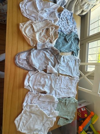 Lot vêtements 