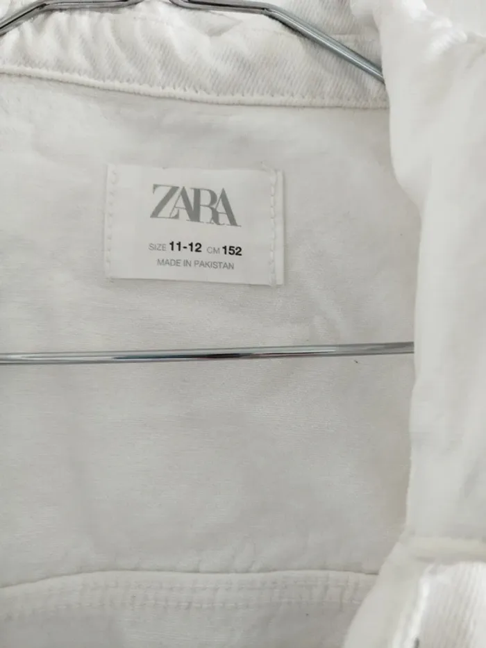 Veste en jean Zara blanche 12 ans - photo numéro 2