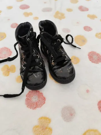 Chaussures montantes