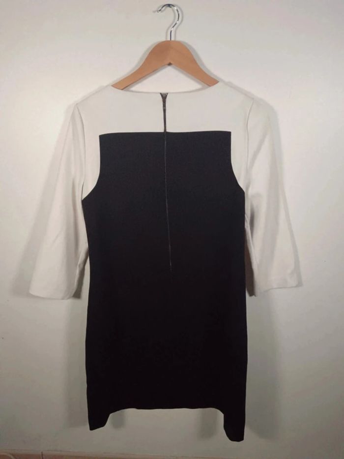 C5 robe noir/blanc Burton 40 - photo numéro 2