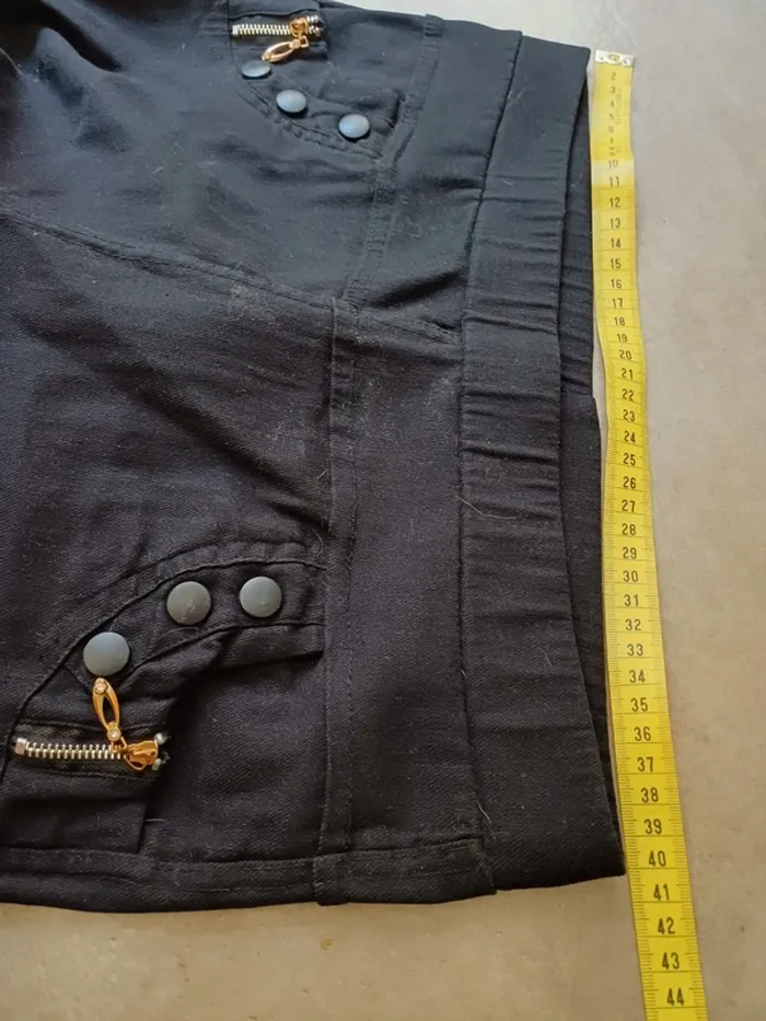 Pantalon droits sans marque - photo numéro 3