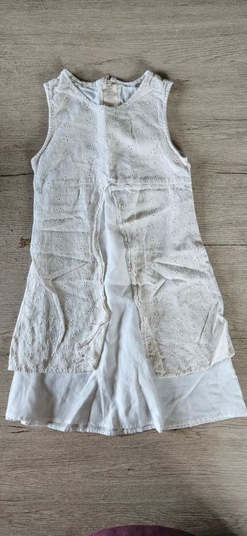 Robe classique courte blanche/beige avec broderie, 8 ans, nickel