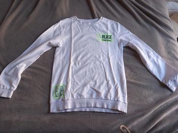 Sweat Taille 14 ans