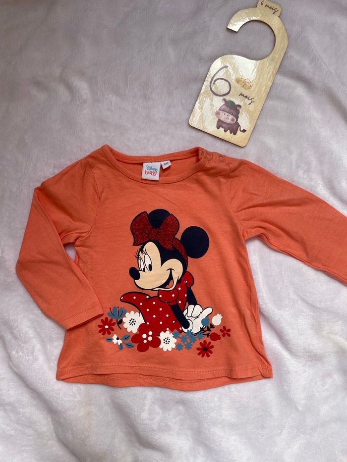 Joli Tee Shirt Disney Baby 6 mois Minnie