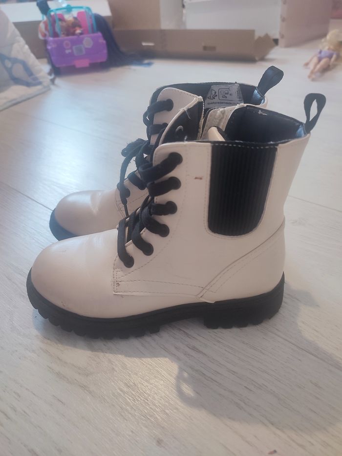 Boots blanches T30