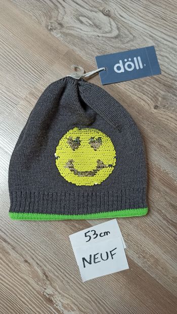 Bonnet sequins smile 53 cm neuf doll