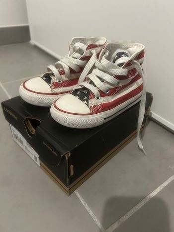 Converses enfant pointure 23 mixte  TBE 