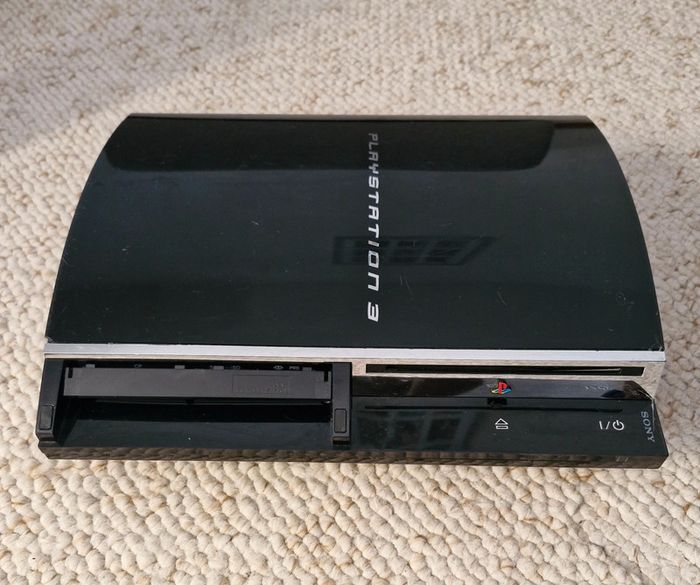HS Pour Pièces Console PlayStation 3 PS3 60go CECHC04 Rétro-compatible YLOD - photo numéro 2