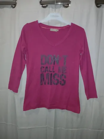 🩷 Haut col V taille 34/36.