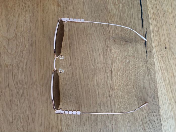 Solaire GUCCI neuve - photo numéro 3