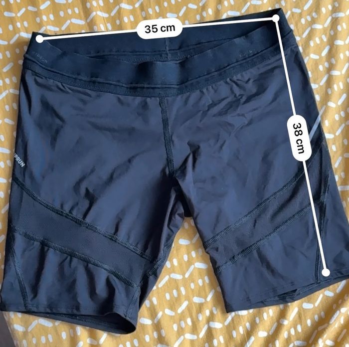 Cycliste de running Kiprun femme taille XL ( taille très petit aux cuisses)