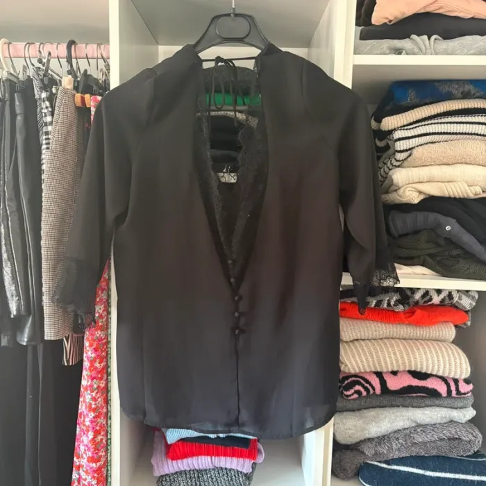 Blouse ouverte dans le dos • noir • 36 🌼 - photo numéro 2