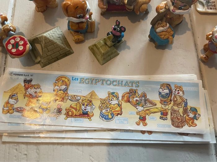 Série Complète 10 Figurines + BPZ  Kinder Les Egyptochats (1997) Très Bon État - photo numéro 5