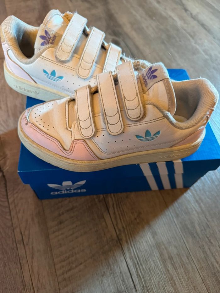 Basket adidas 30