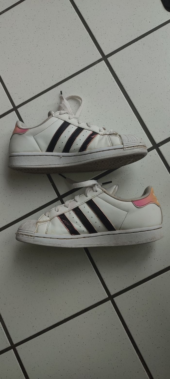 Tennis taille 36 Adidas - photo numéro 1