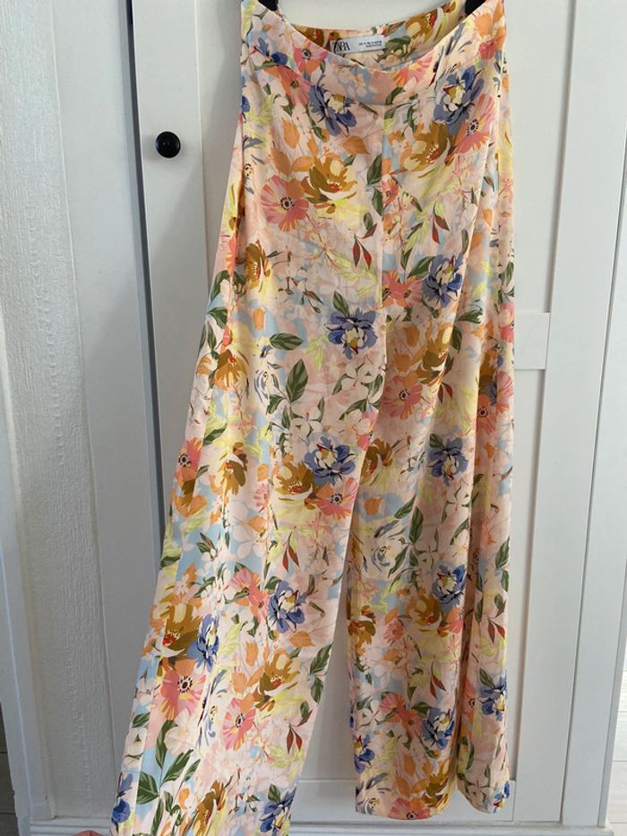 Magnifique tenue fleurie état neuf 38 - photo numéro 2