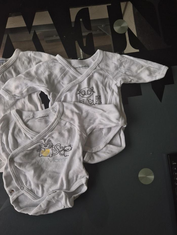 Lot de 6 bodies 1 mois - photo numéro 5