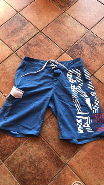 Quiksilver short taille 32