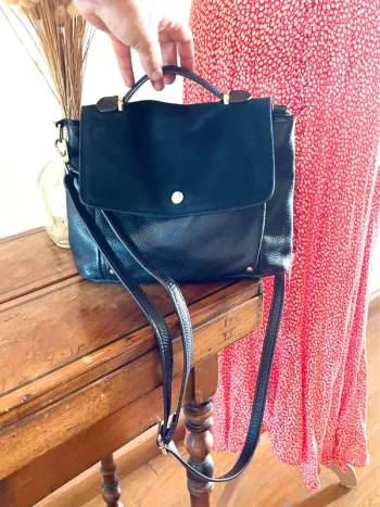 Sac à Main en cuir Biscotte – Élégance et Style