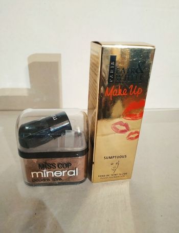 Lot de fond de teint