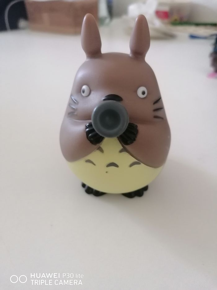 Figurine Totoro musicien