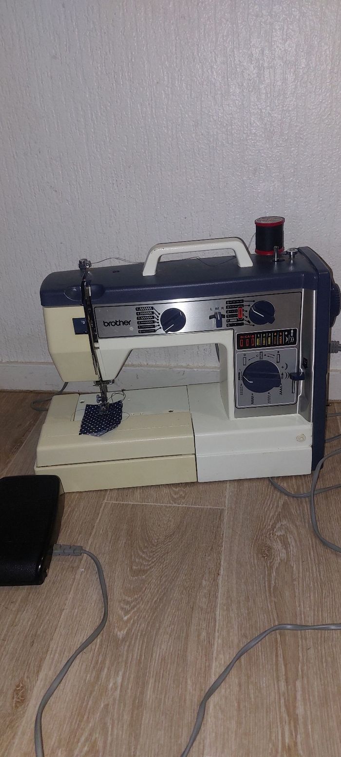 Machine à coudre brother