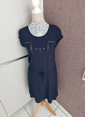 Robe Sud Express taille XS excellent état, portée une fois