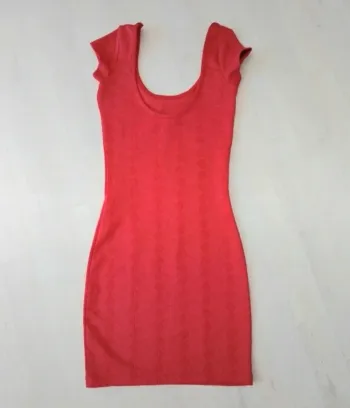 👗 Jolie robe Bershka taille S