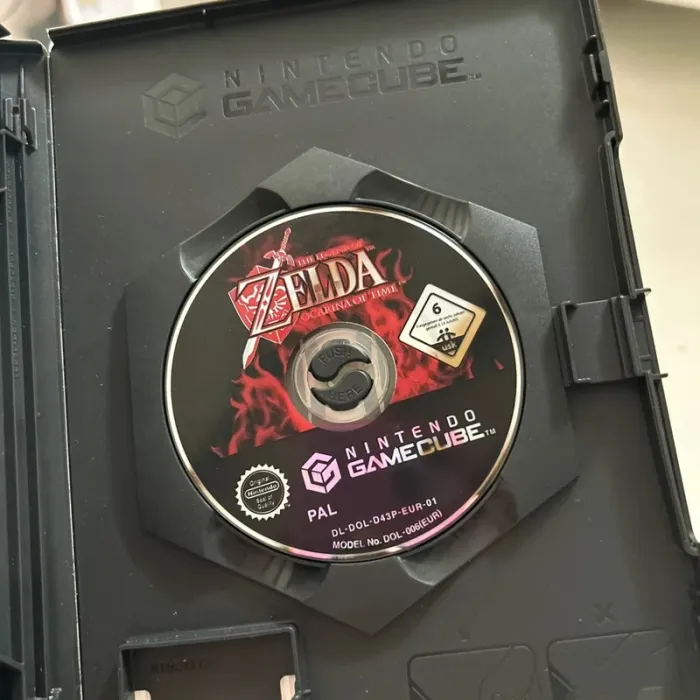 Jeu nintendo gamecube the legend of zelda the windwaker - photo numéro 9