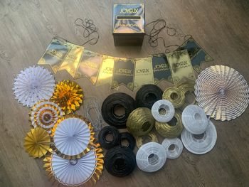 Lot décoration anniversaire, très bon état