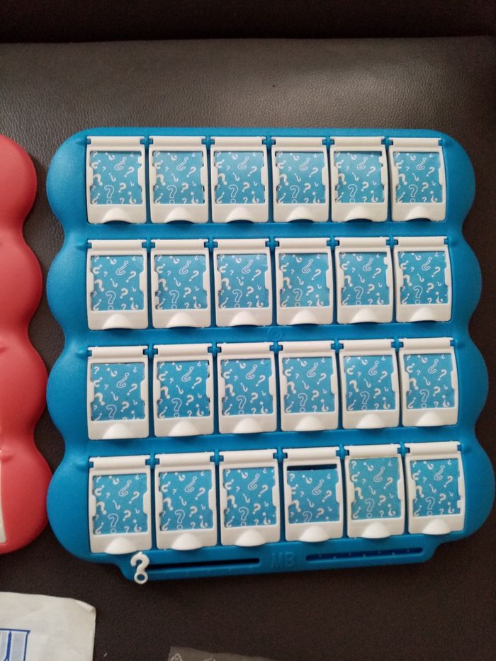 Qui est-ce? Jeu - photo numéro 4