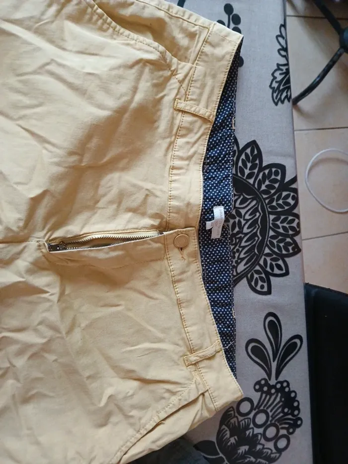 Pantalon et short taille 44 - photo numéro 2