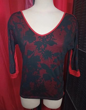 Haut rouge dentelle noire breal 38/40