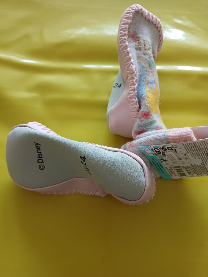 chaussons chaussettes disney 23/24 - photo numéro 2