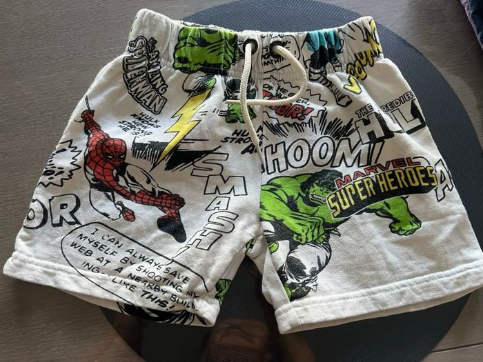 2 shorts 3 ans - photo numéro 4