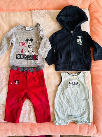Lot 4 articles Mickey 9 mois