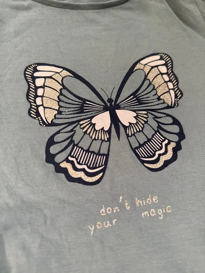 TEE shirt vert papillon - photo numéro 2