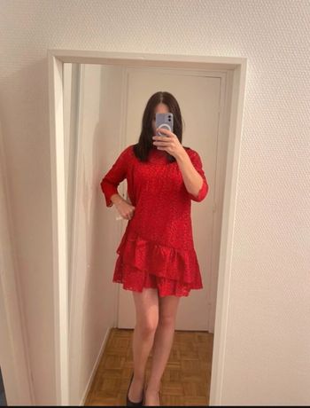 Robe rouge dentelle M, manches 3/4 Zara Basic