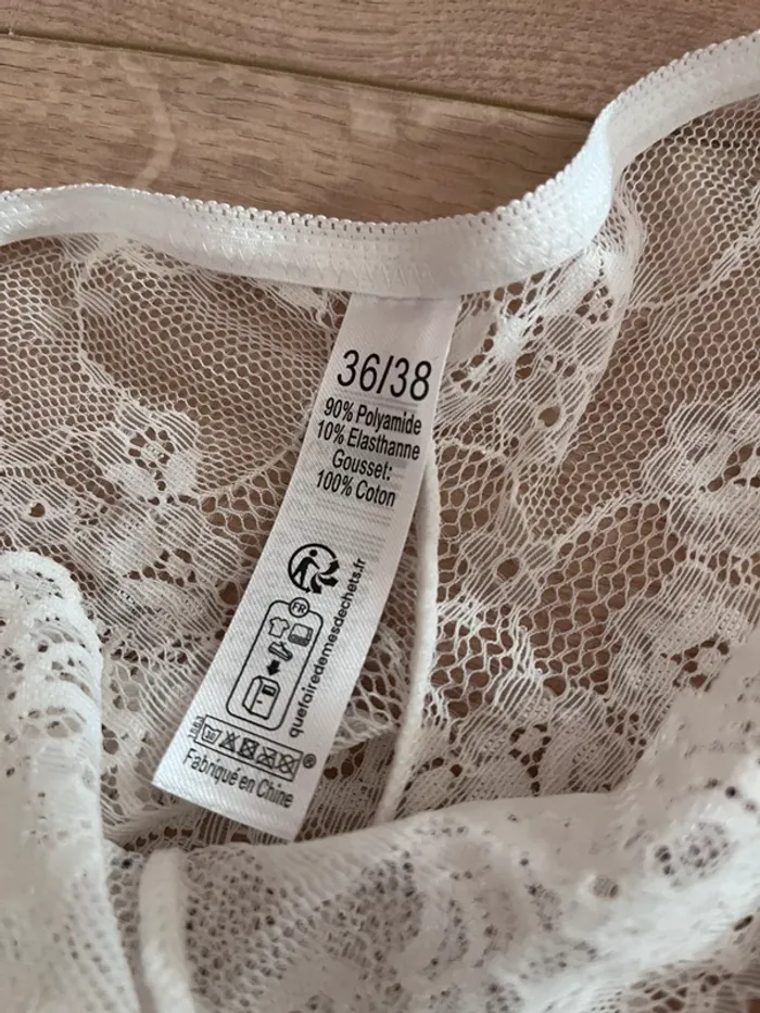 Sous vêtement neuf - photo numéro 3