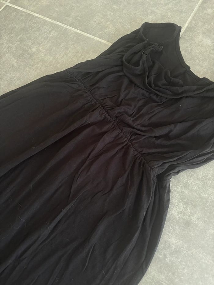 Longue robe, fluide, cintrée - photo numéro 3