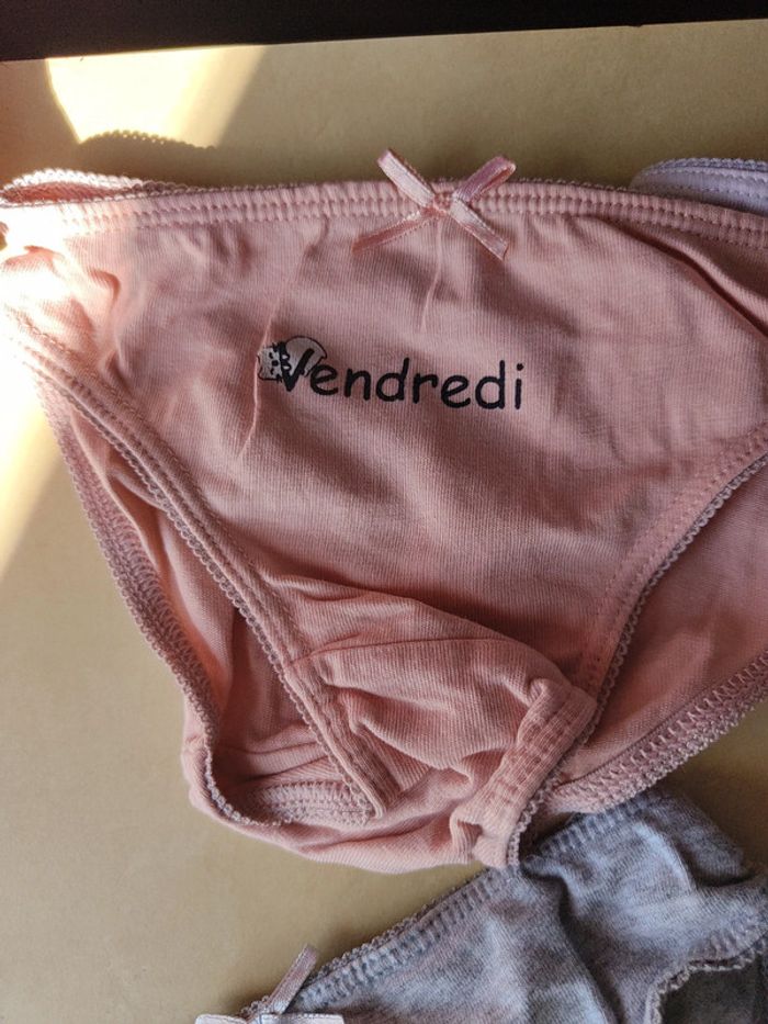 Lot 7 articles semainier chaton 2/3 ans La Redoute - photo numéro 7