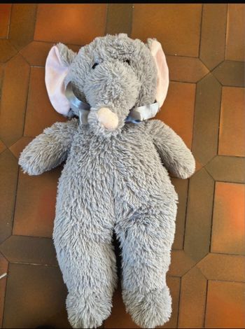 Peluche éléphant