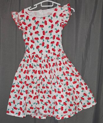 Robe de chez Retrochic boutique, modèle Adèle, en 5 ans