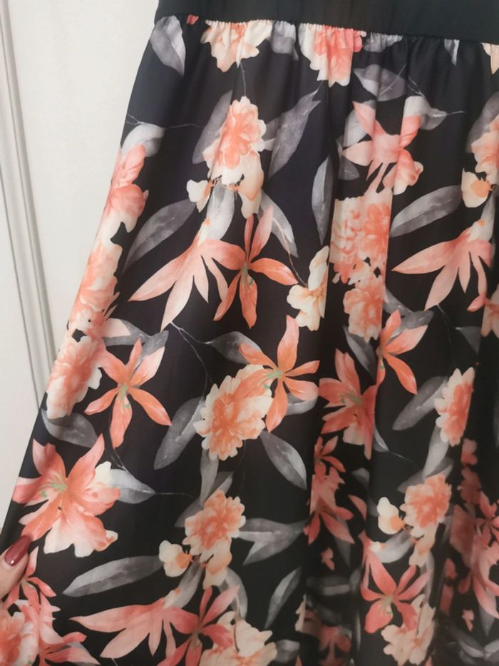 Robe longue à fleurs - photo numéro 3