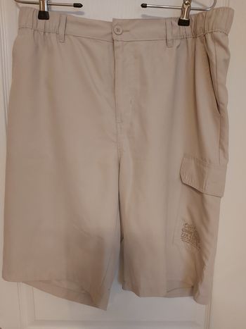 Bermuda beige neuf XL