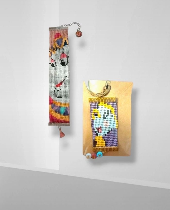 Marque page + porte clef belle et la bete