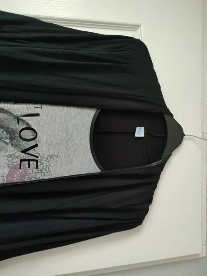 Gilet + tee shirt attaché taille L - photo numéro 2
