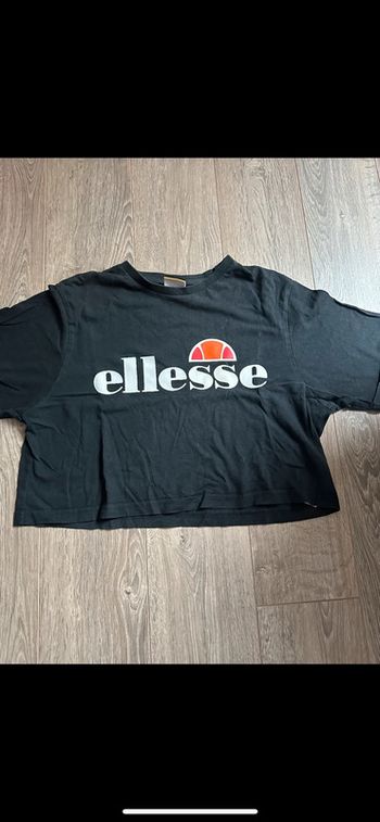 T-shirt crop top Ellesse taille 40