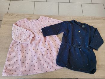 Lot de 2 robes en 12 mois
