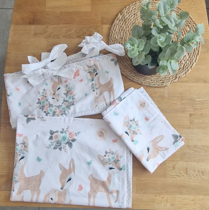 Ensemble linge de lit bébé biche